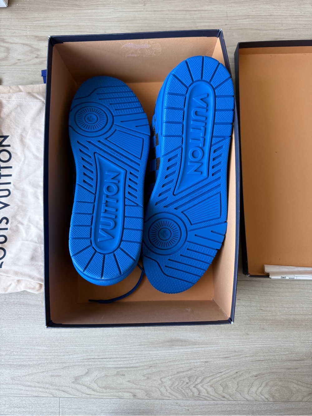 Louis Vuitton Kids Electric Blue Checkerboard Sneaker - Picture 3 of 12